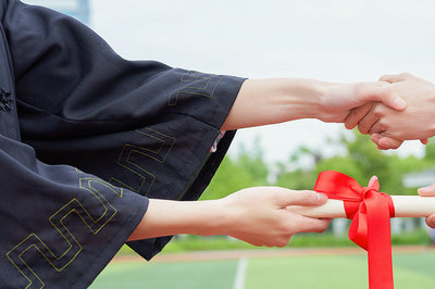 延边大学在职研究生请假