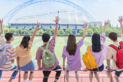 中央民族大学在职研究生是否设有面试