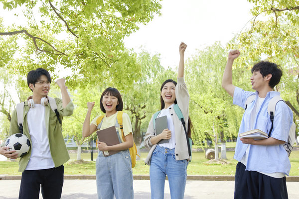 2024年同济大学在职研究生学费