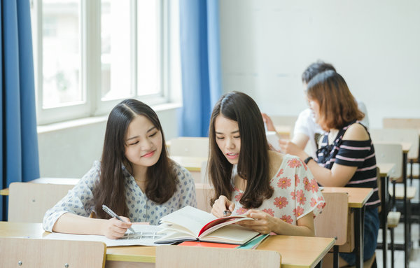 渤海大学在职研究生周末班