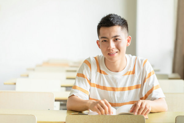 湖南大学在职研究生提升学历