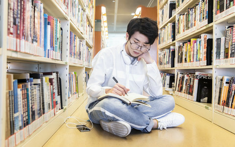 吉林大学教育学在职研究生报考难度
