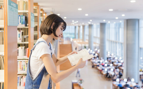 中国人民大学人口资源与环境经济学在职研究生报考难度