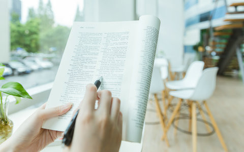 大连理工大学工程在职研究生考试科目包括哪些？
