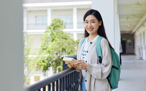 大连理工大学金融学在职研究生考试科目