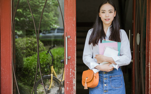 上海交通大学经济学在职研究生考试科目