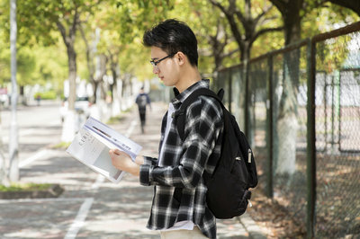 在职研究生学费