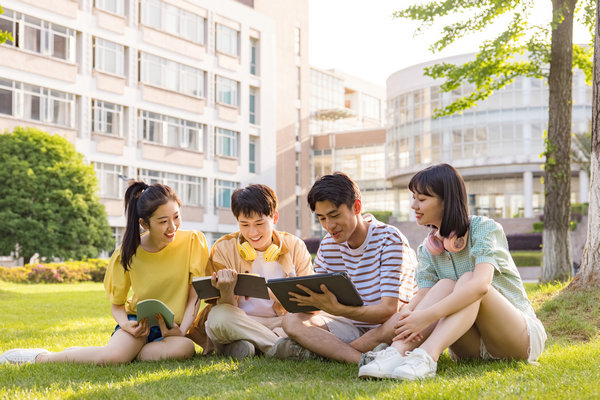 北京服装学院非全日制研究生报考条件