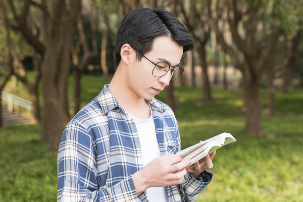 艺术学在职研究生学费