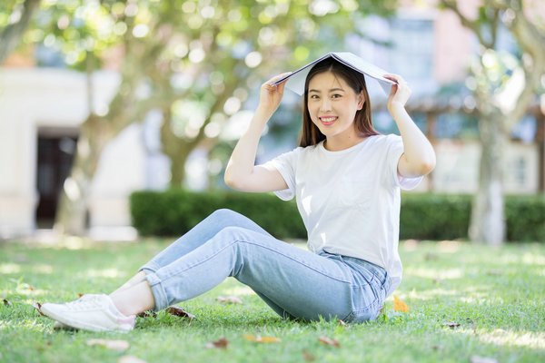 香港经贸管理学院报考要求