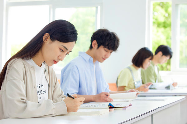上海国家会计学院在职研究生学费多少钱