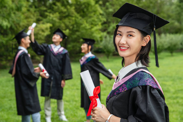 郑州轻工业大学在职研究生学费一年多少