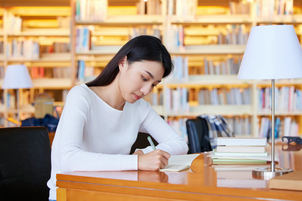中国财政科学研究院在职研究生考试分数线
