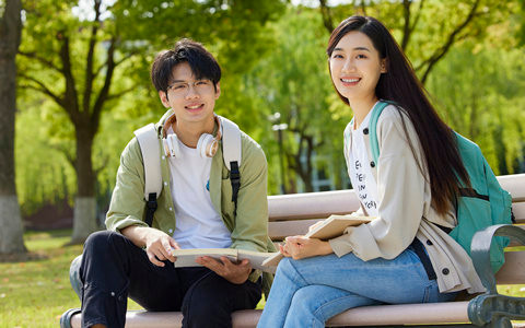 南开大学应用经济学在职研究生考试科目包括哪些？