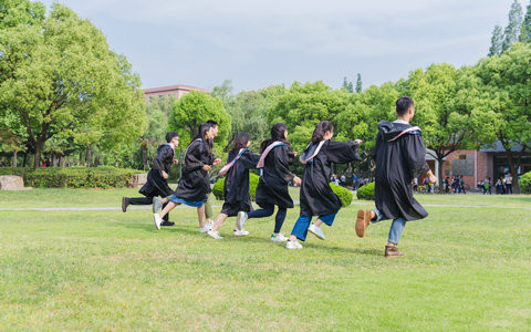 天津大学翻译在职研究生考试科目包括哪些？