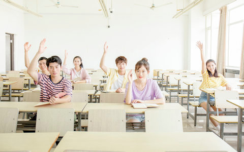 中国人民大学中国现代文学在职课程培训班报考条件及要求是什么？
