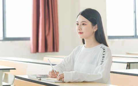 中国人民大学高级工商管理(EMBA)在职研究生报考条件及要求是什么？