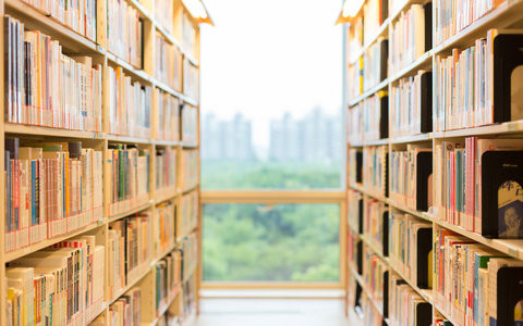 中国人民大学金融学在职研究生报考条件及要求是什么？