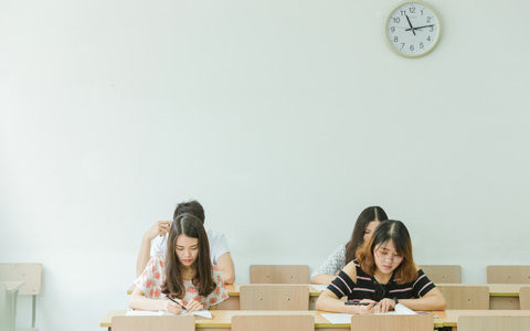 宁夏大学非全日制研究生学费一年多少钱？