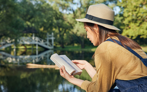 湖北大学非全日制研究生学费一年多少钱？