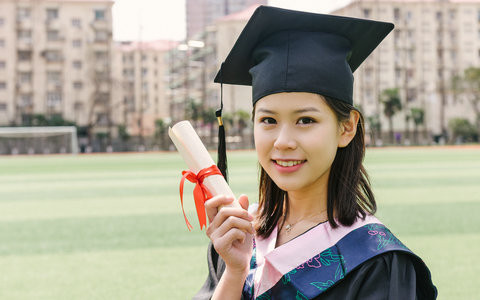贵州师范大学非全日制研究生学费一年多少钱？