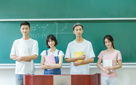 云南农业大学非全日制研究生学费一年多少钱？