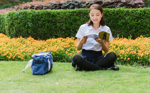 延安大学非全日制研究生学费