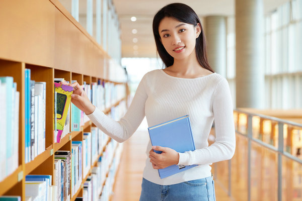 香港岭南大学在职研究生录取分数线