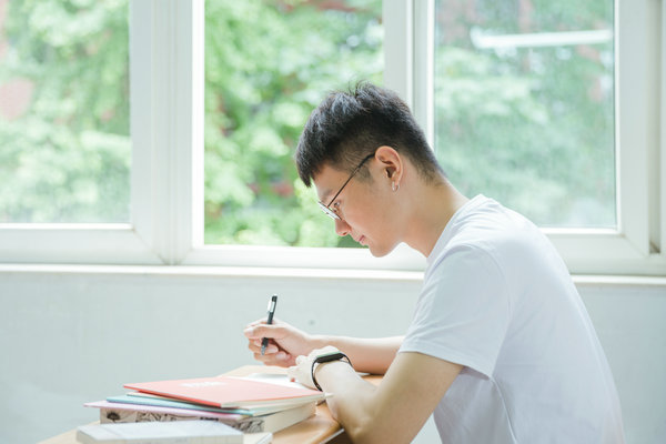 诉讼法学在职研究生报名时间