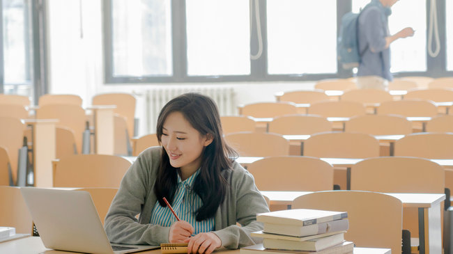 北京服装学院在职研究生同等学力报考难度