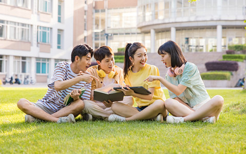 2025年土木工程在职研究生学费