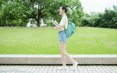 2025年公共管理在职研究生招生院校及学费