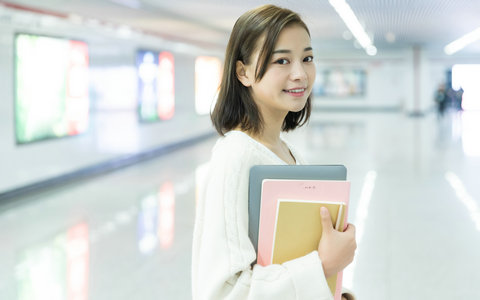 2025年艺术设计学在职研究生学费数额