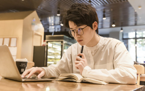 2025年哈尔滨医科大学在职研究生招生学院