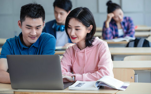 2025年长江大学非全日制研究生经济与管理学院