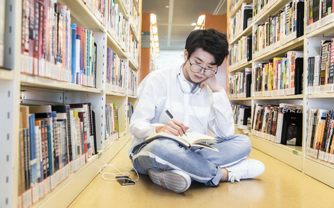 2025年广西师范大学非全日制研究生专业招生信息