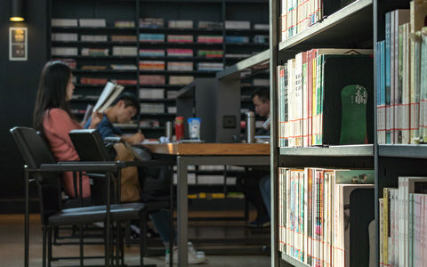 重庆师范大学非全日制研究生2025年招生学院有哪些？