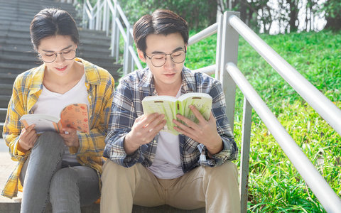 2025年云南财经大学非全日制研究生招生学院