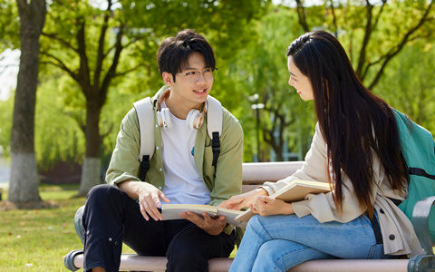 北京航空航天大学软件工程在职研究生学费一年多少钱？