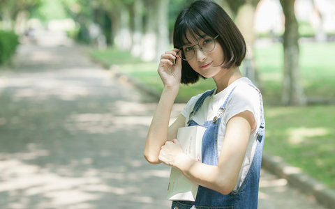 江西中医药大学在职研究生学费一年多少钱？
