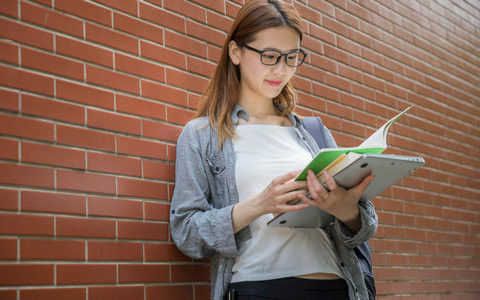 2025年上海交通大学工商管理(MBA)在职研究生招生简章，速览！