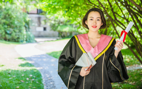2025年理论经济学在职研究生招生院校排名，附学制学费信息！