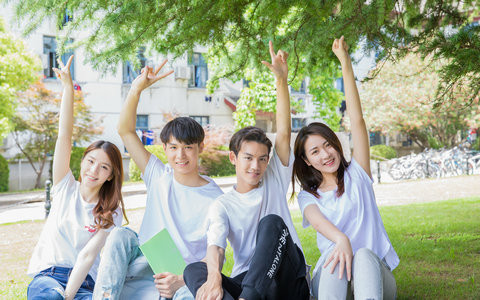 2025年中国人民大学外国语言文学在职课程培训班招生简章，速览！