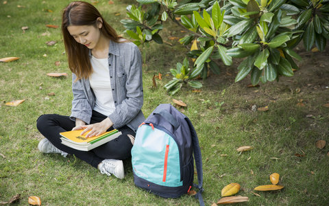 华东师范大学社会工作在职研究生学费