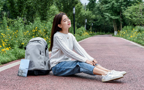 哈尔滨工业大学工商管理(MBA)在职研究生学费一年多少钱？