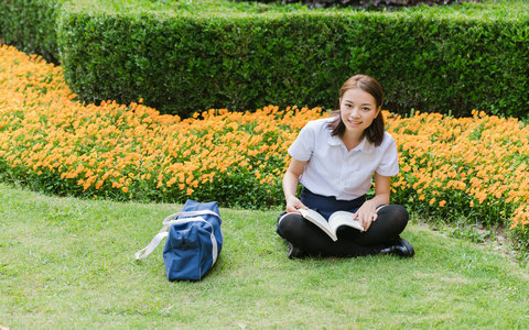 吉林大学公共管理（MPA）在职研究生学费