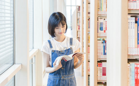 大连理工大学计算机科学与技术在职研究生学费一年多少钱？