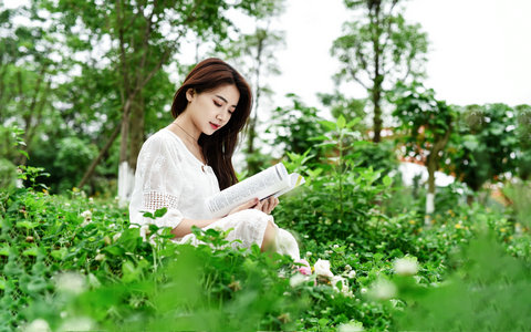 2025年广西师范大学非全日制研究生招生学院简介
