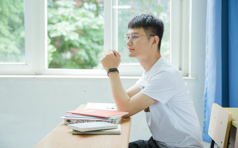 西安财经大学在职研究生考试科目有哪些？