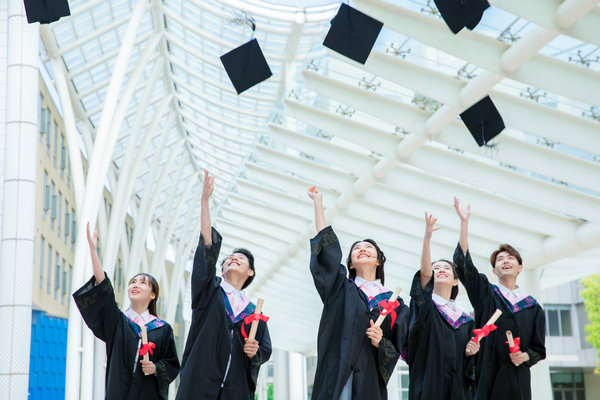 美国西东大学在职研究生学费标准